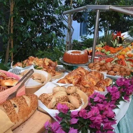 Palm Beach Cleopatra House, Beautiful Private Just 300 Meters To Cleopatra Beach 14 With Umbrellas, Bikes And Many Extras Included! Appartement *